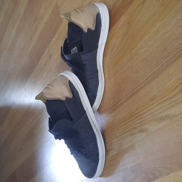 Pharrell Williams x Vulc Lace up "Black Granite" - Picture 2 of 6